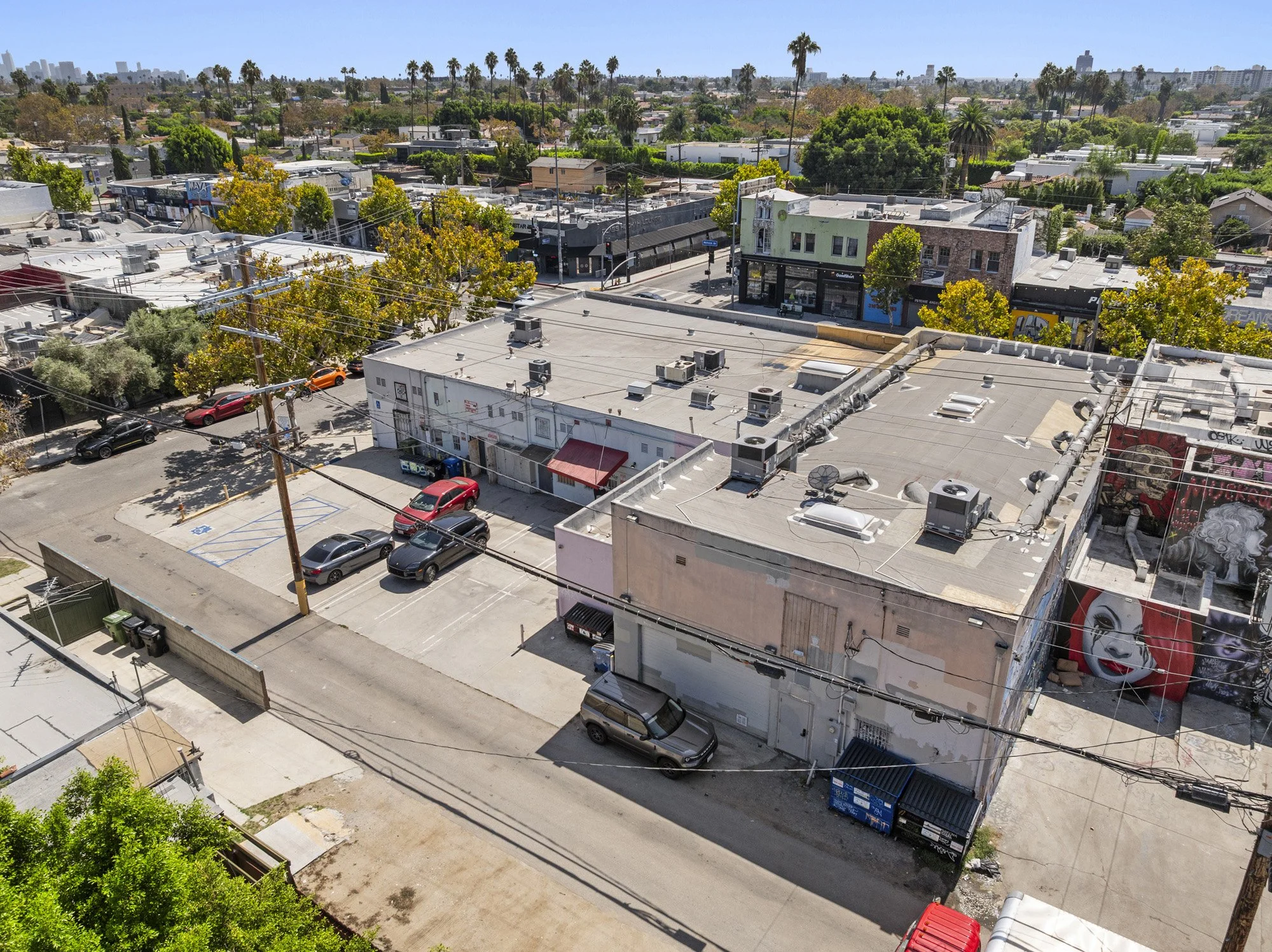 7401-7409 Melrose 13.jpg