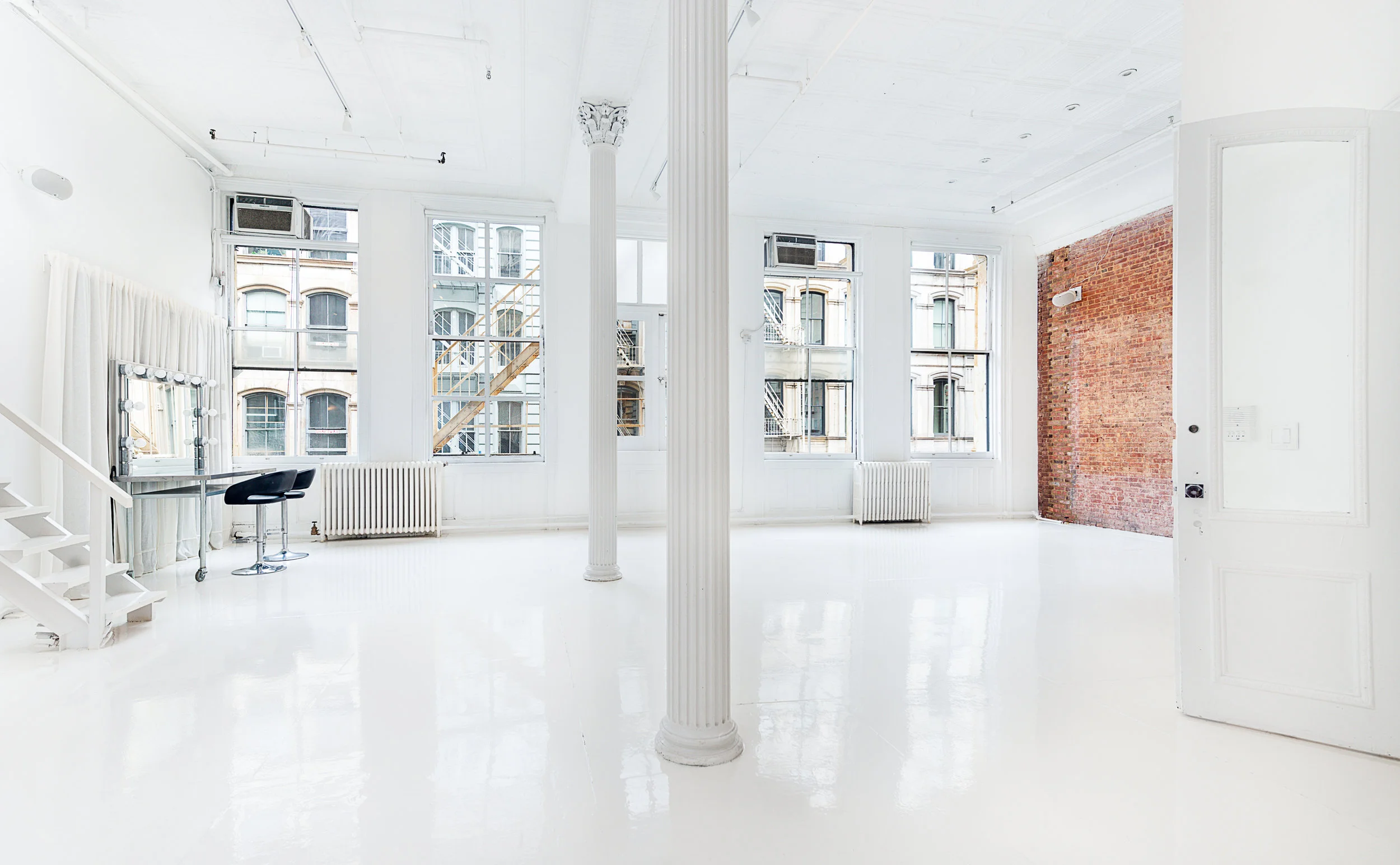 Blank Studio_01.jpg