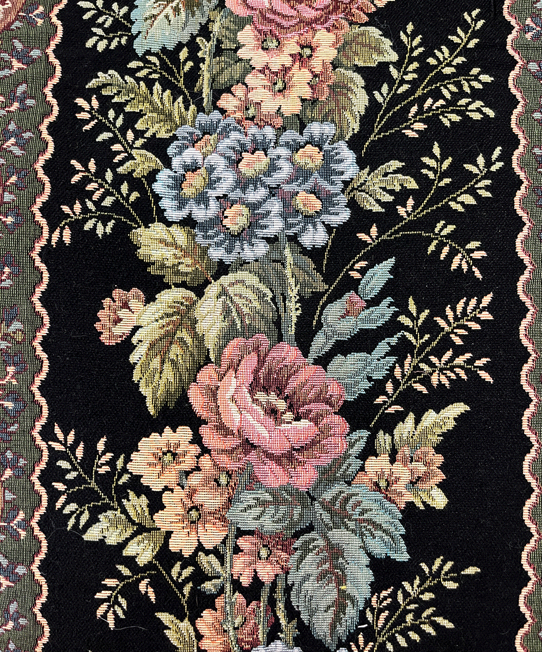 Textile Center Holiday Shop