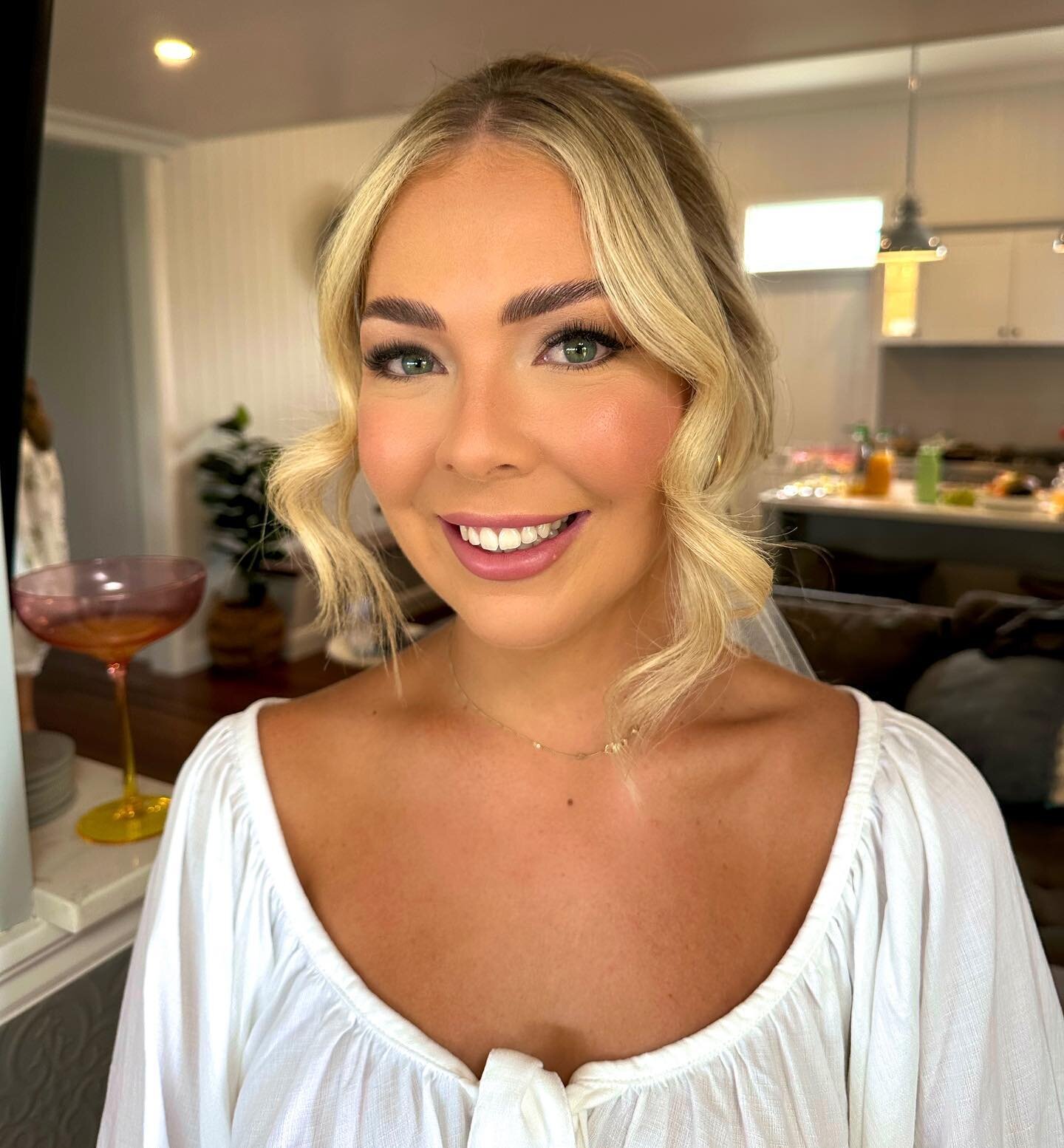 &mdash;&mdash; ALEX // bridal perfection! 💕 For her glowing &amp; blushing bridal glam look, my products hero&rsquo;s listed below&hellip;

* @narsissist Liquid Blush in &lsquo;Orgasm&rsquo;
* @charlottetilbury Flawless Filter 
* @meccamax Brow Soap