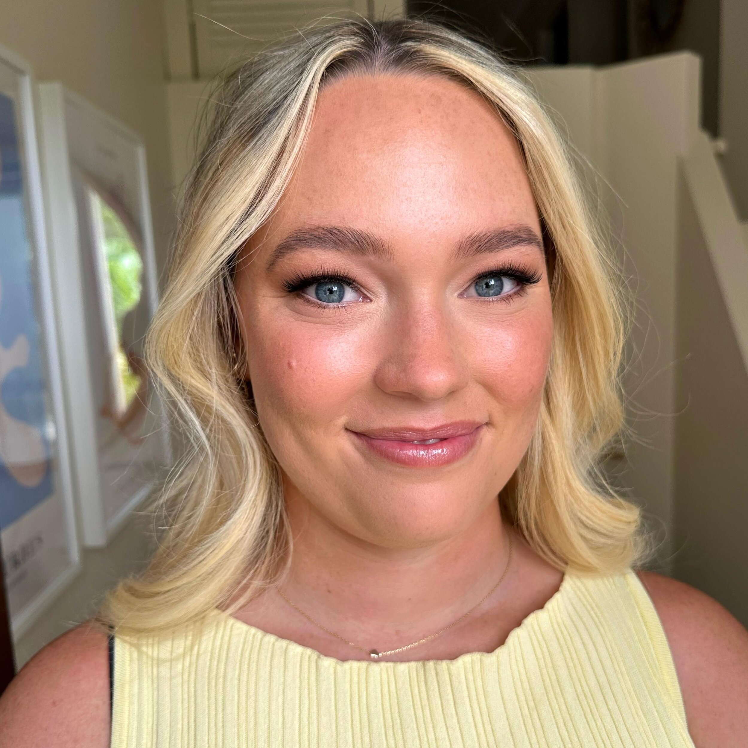 Skin 🙌🏼 perfection! For the beautiful Emily, one of my 2025 Brides, in for her engagement shoot glam // @emily_gleeson_ 

To find out if I am still available to work with you on your wedding day, enquire on my website, via the link in my bio 💌

❥ 