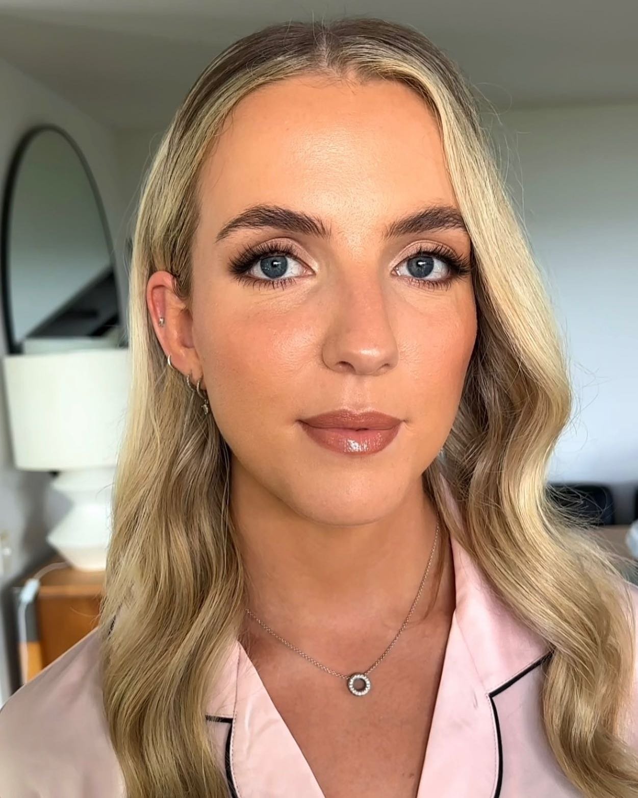 Chocolate bronzed glam for this beauty, at Laura&rsquo;s recent Wedding // 13.4.24 at @tiffanysmaleny 🤎🤍

To find out if I am still available to work with you on your wedding day, enquire on my website, via the link in my bio 💌

Vendor Team:
@tiff