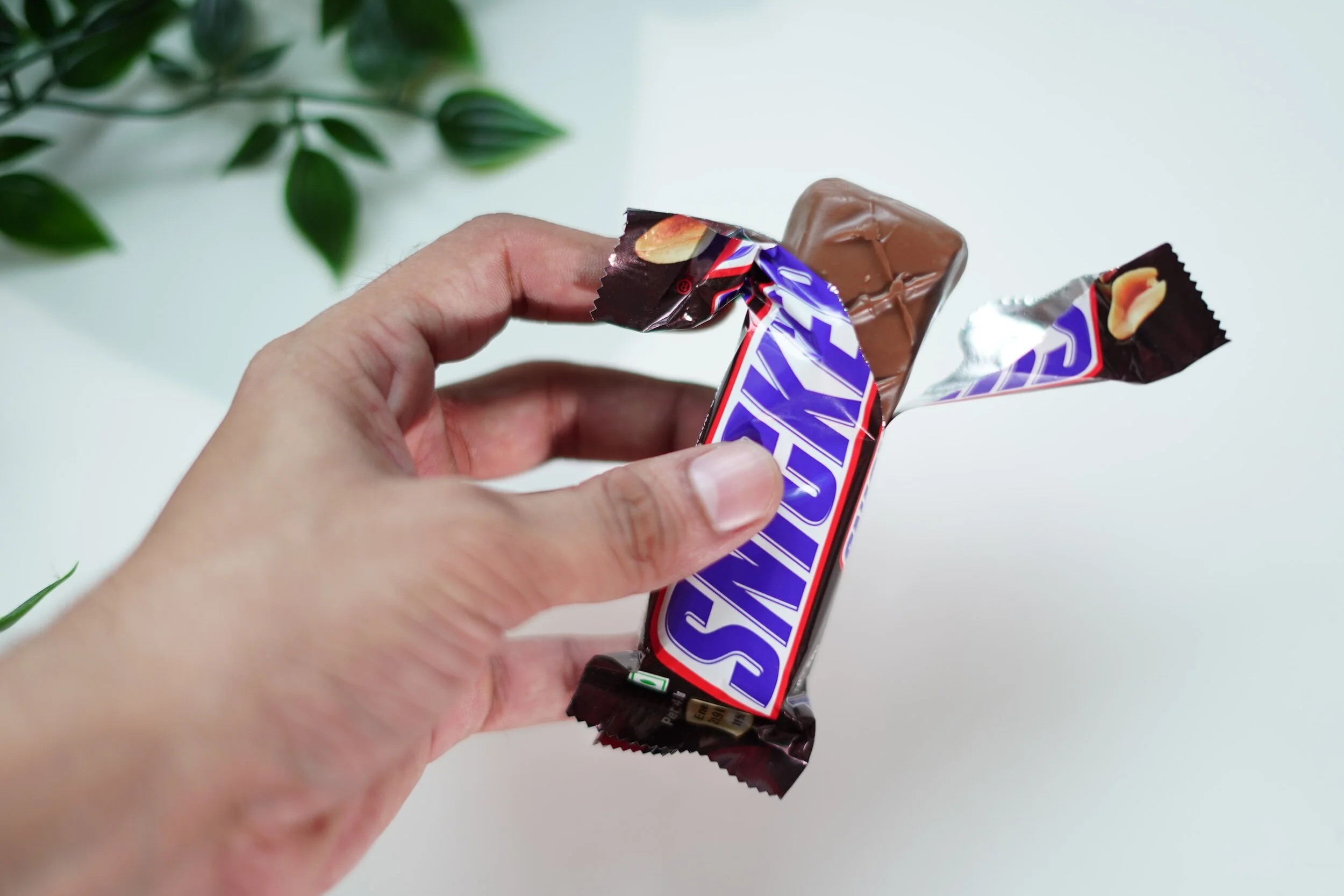 Snickers HiProtein Bars - Should You Buy Them?