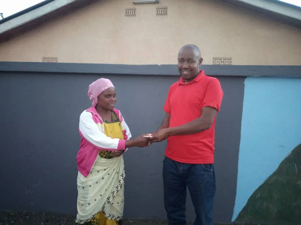 Zuma and widow, Mary.jpeg