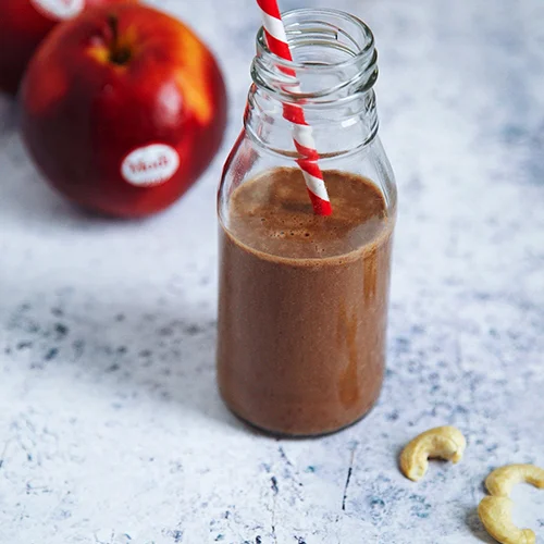 “Vegetable” Milkshake with Modì® Apple, Cashew Nuts and Cocoa