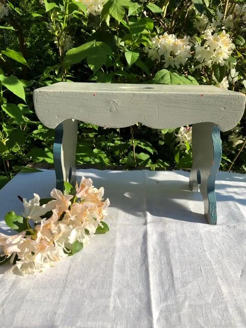 Hocker grau blau.JPG