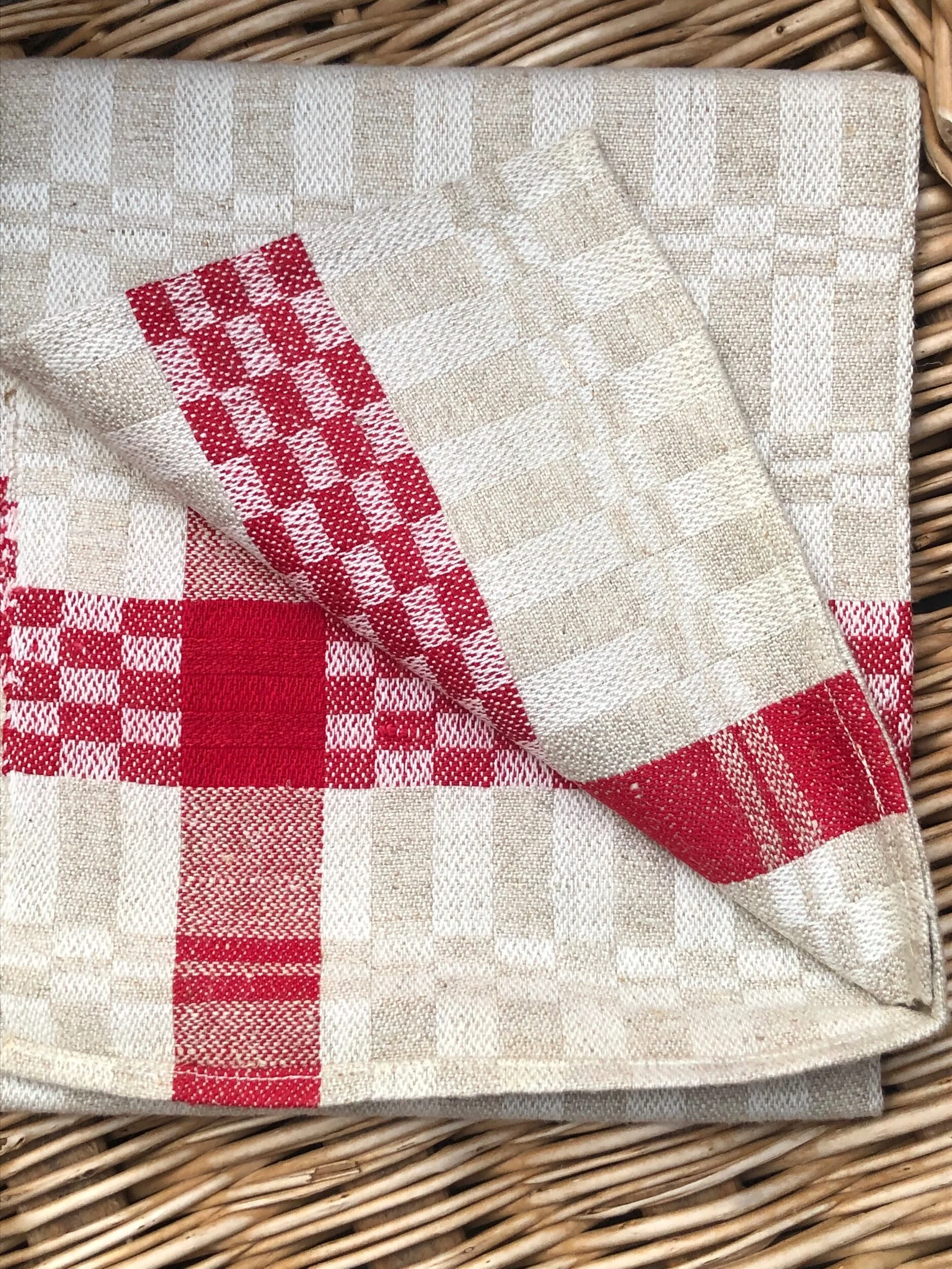 0A1114D8-FA7B-45E4-A86D-D4127F2A2F1A