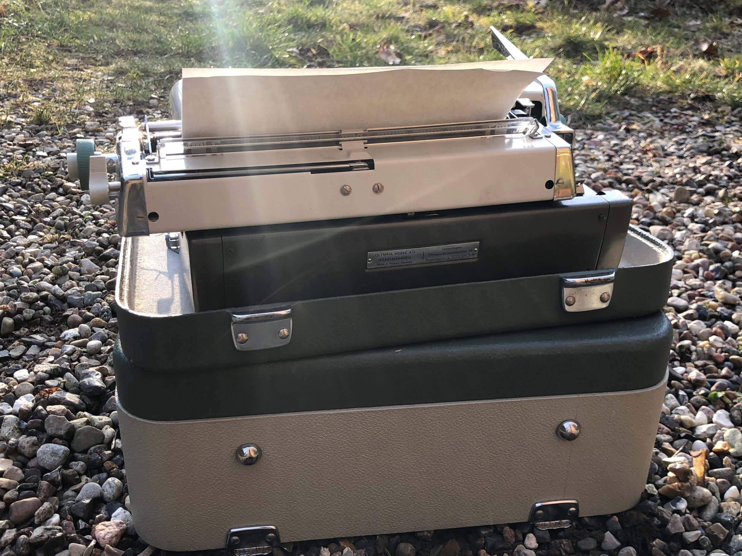 990576DB-5200-417B-B79A-A7D1653EE39D