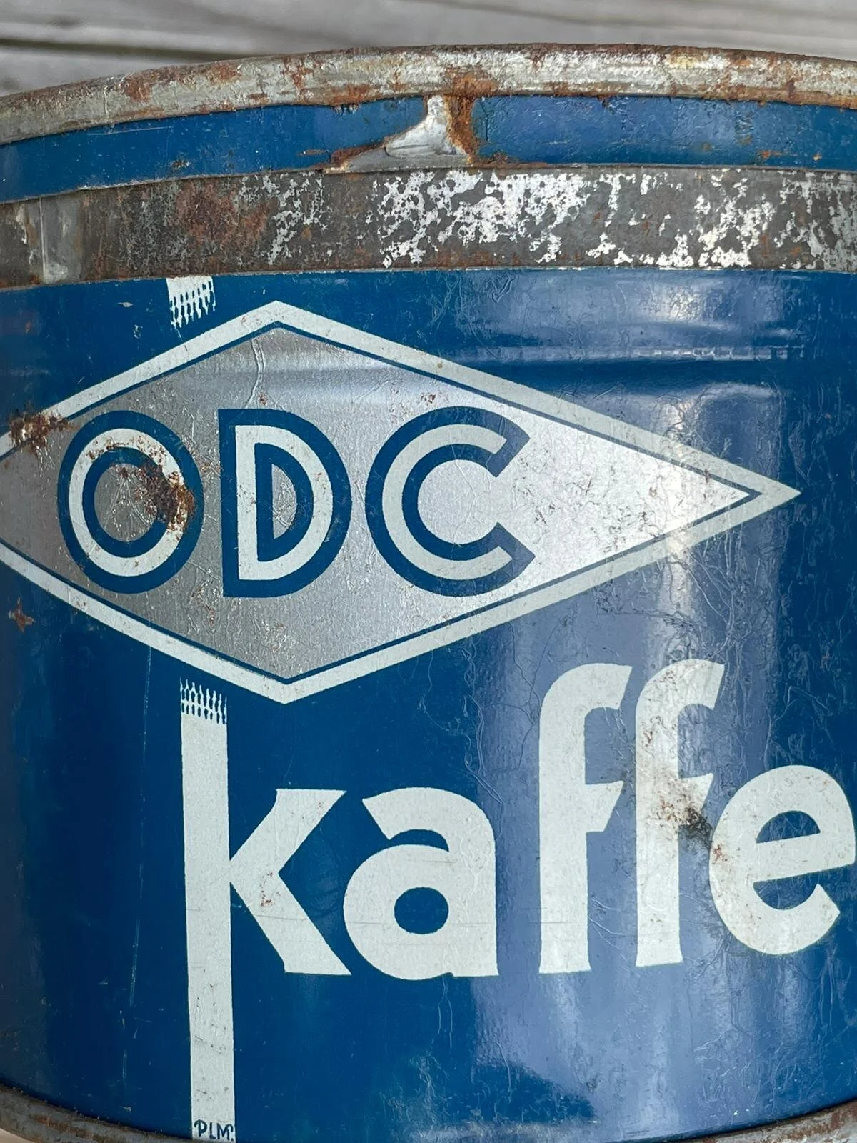 A4EF17A0-A01C-41EC-87AC-1DE8D4F2D3F6