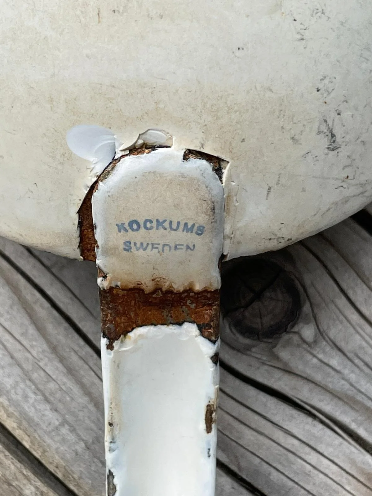 03C07F9F-01EC-4B6C-AF1C-05E13D710399