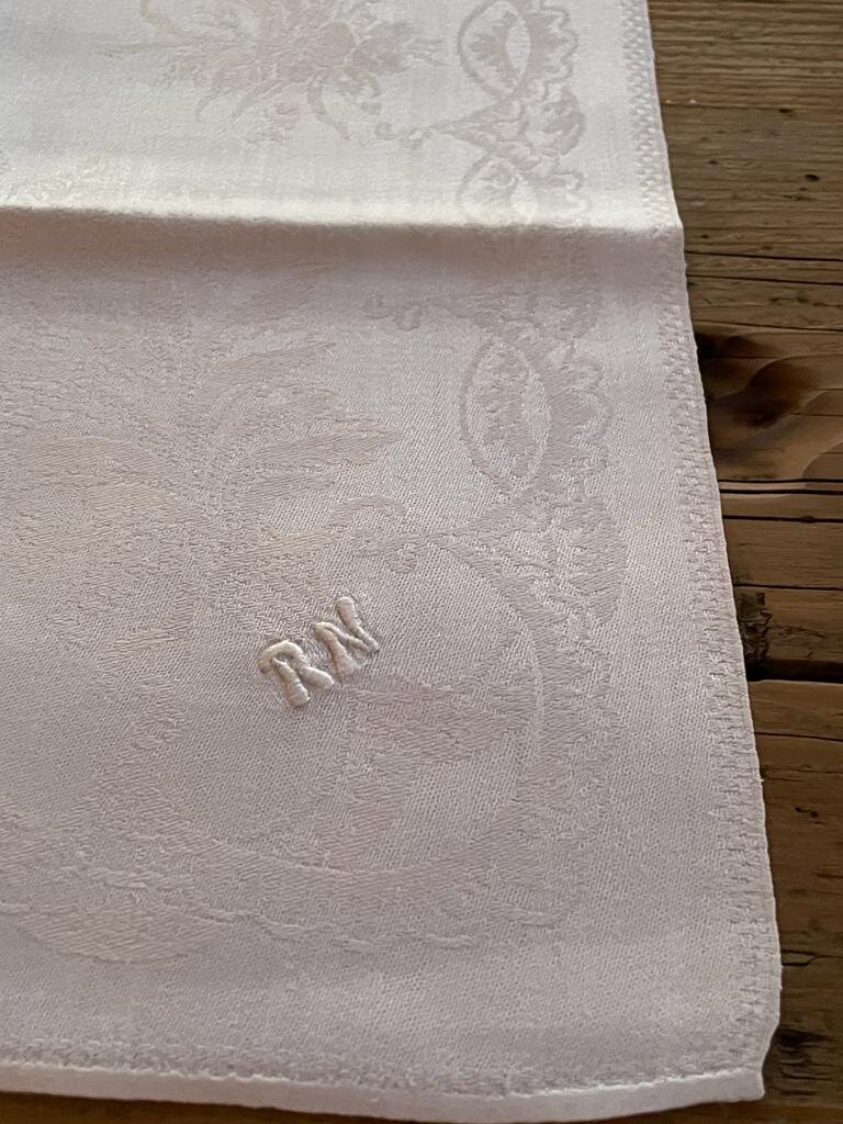 6CA2CD67-6A04-46A6-9849-D26ACEE159F2