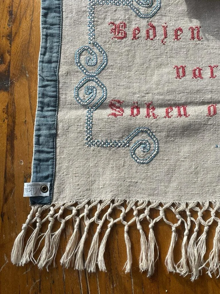 95DCA0E4-4411-49B0-906C-5A0AD026A6B5