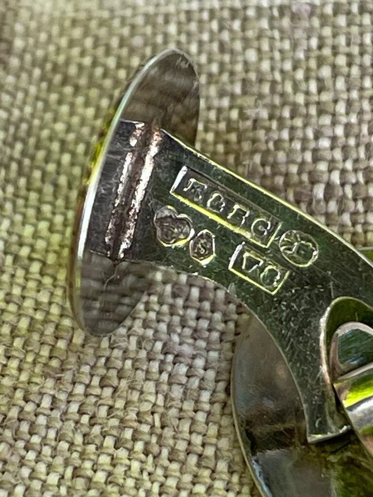 6113D772-1D84-40E1-A5E5-8988107B45CB