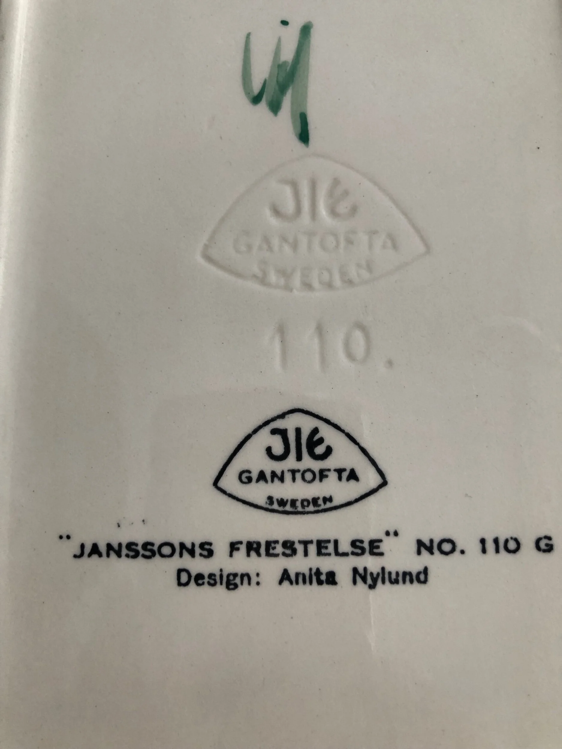 FD363B30-0899-4D8F-ACB2-6B2A7AF463EF