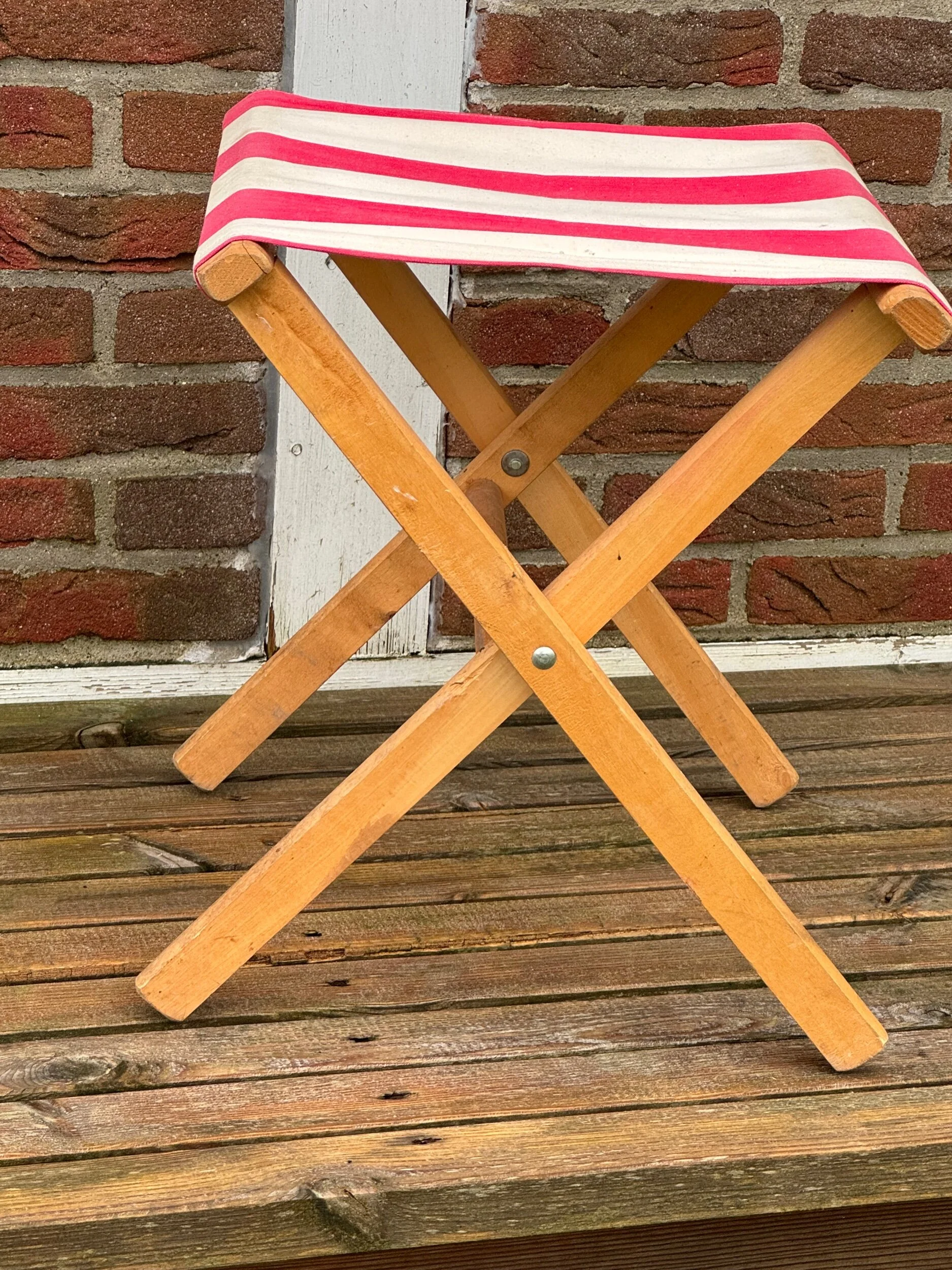 4E6A0057-1D28-494B-9D47-ADFCD7FEFDDC