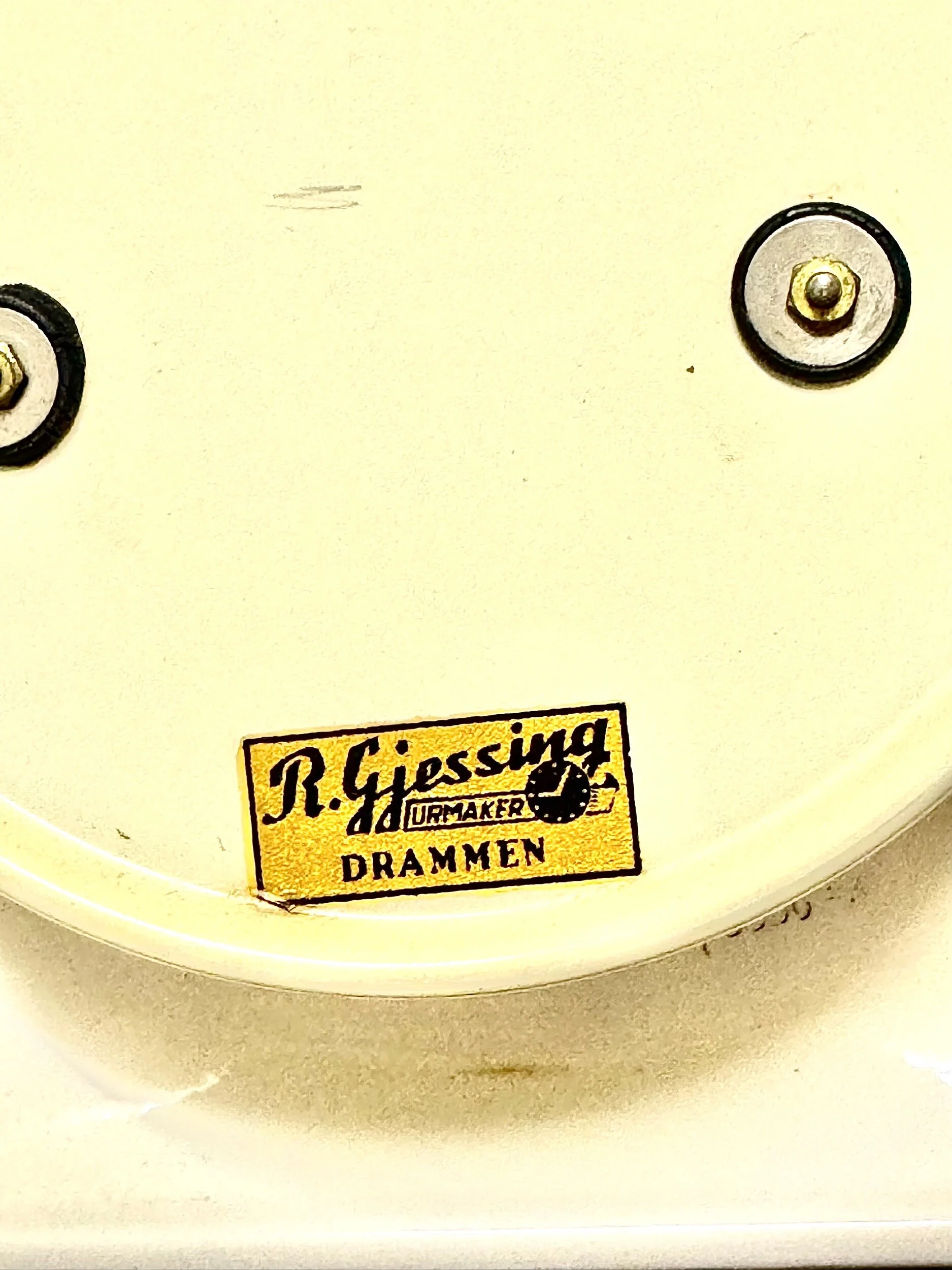 63F9B582-CEB6-40DB-92DA-64BDE88D76B5