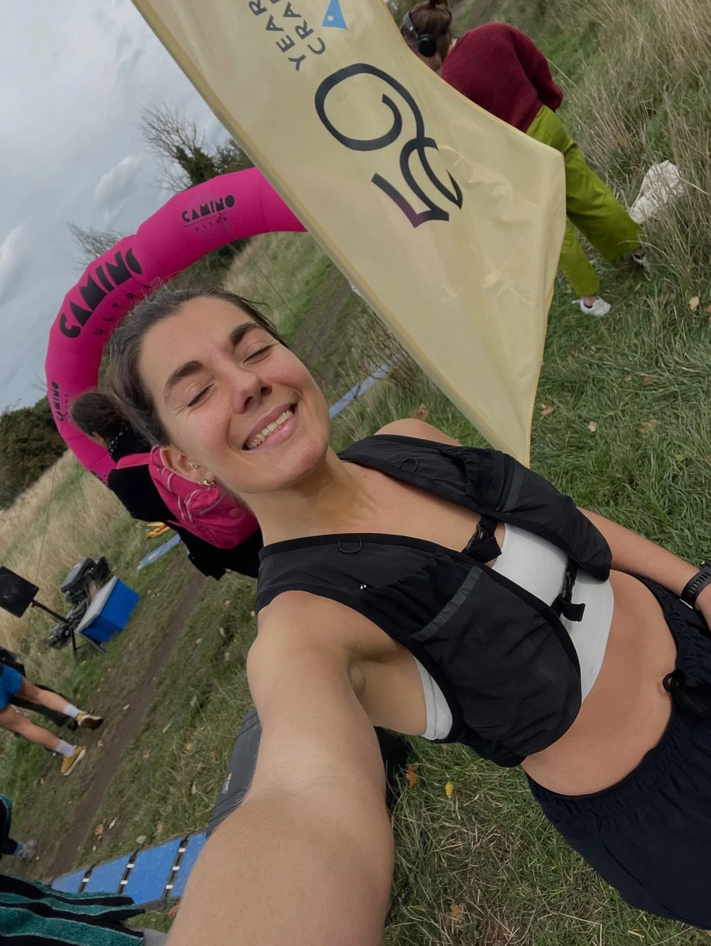 Last few weeks round up &amp; full Gemini energy into everything🌟💘🌈

1. 50k trail run with @camino_ultra 
2. Cutest journalling evening with DIY queen @martinamartian 
3. Art galleries / exhibitions are my fave / ig vs reality of me in a gallery @