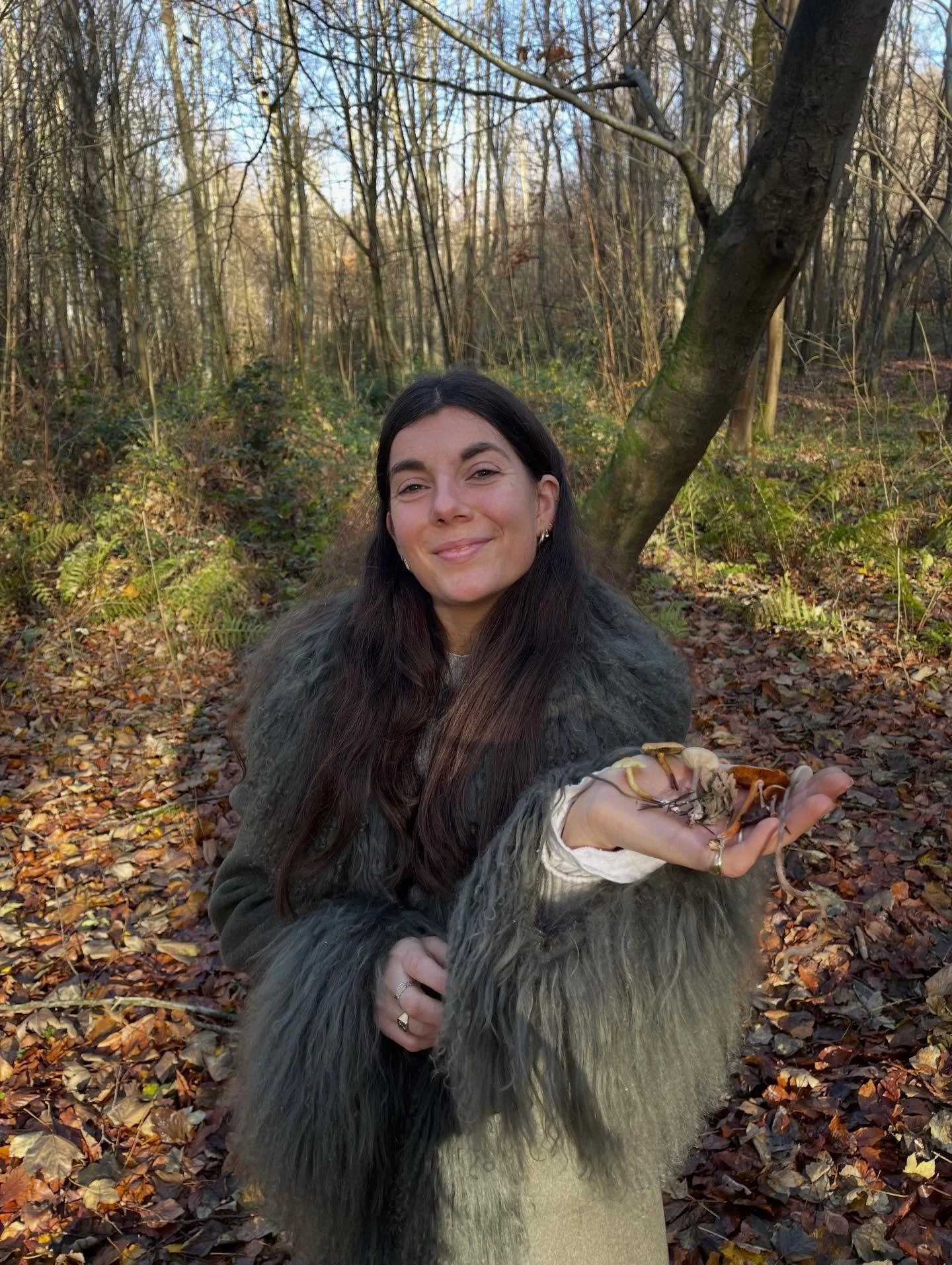 Last few weeks ft foraging, frills, cabbages and so much crafting 💘💘💘💘💘

If you want the Xmas templates to make your own decorations, there&rsquo;s a free template on my Substack - comment and I can send u the link! 💚💚💚