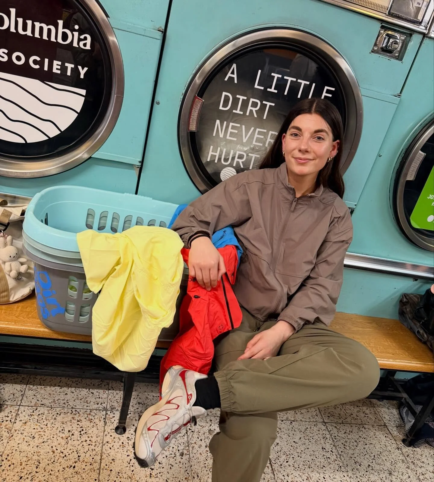 A very busy week, mix of pics from: 

1. Workshops with @columbia_eu
2. Hosting a dinner at @apricityrestaurant 
3. Seasonal veg embroidered napkins (workshop coming soon)
4. Amazing trip to @myrefactory to see their recycling with @the_elephant_in_m