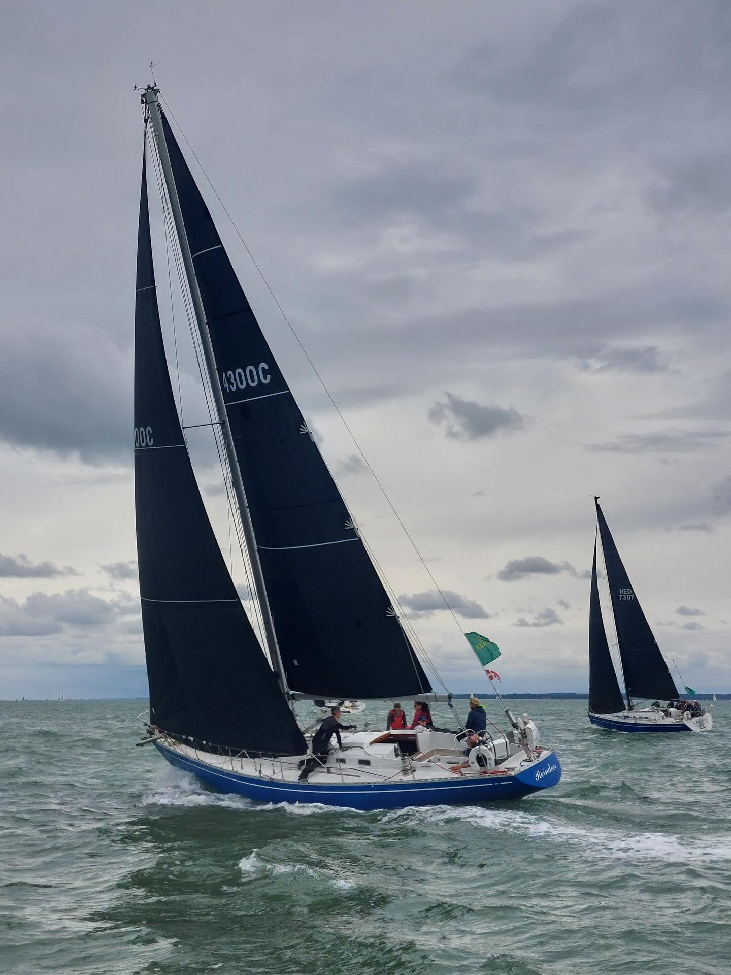 A look back at 2025. REINDEER in the Fastnet, see www.sparkmanstephens.org for more.

Photograph courtesy of Richard Thomas 

#sparkmanstephens #sparkmanandstephensswan #swan43
#rolexfastnetrace