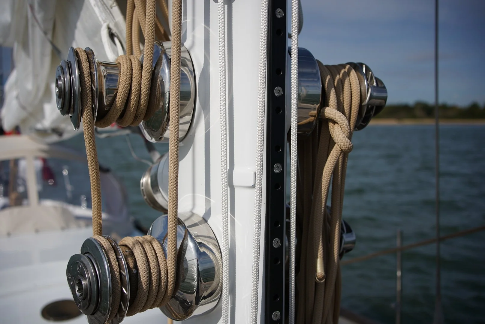 Andersen winches on mast