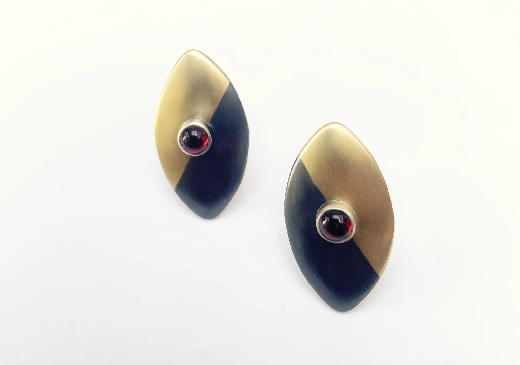 slider Navette earrings w. garnets.jpg