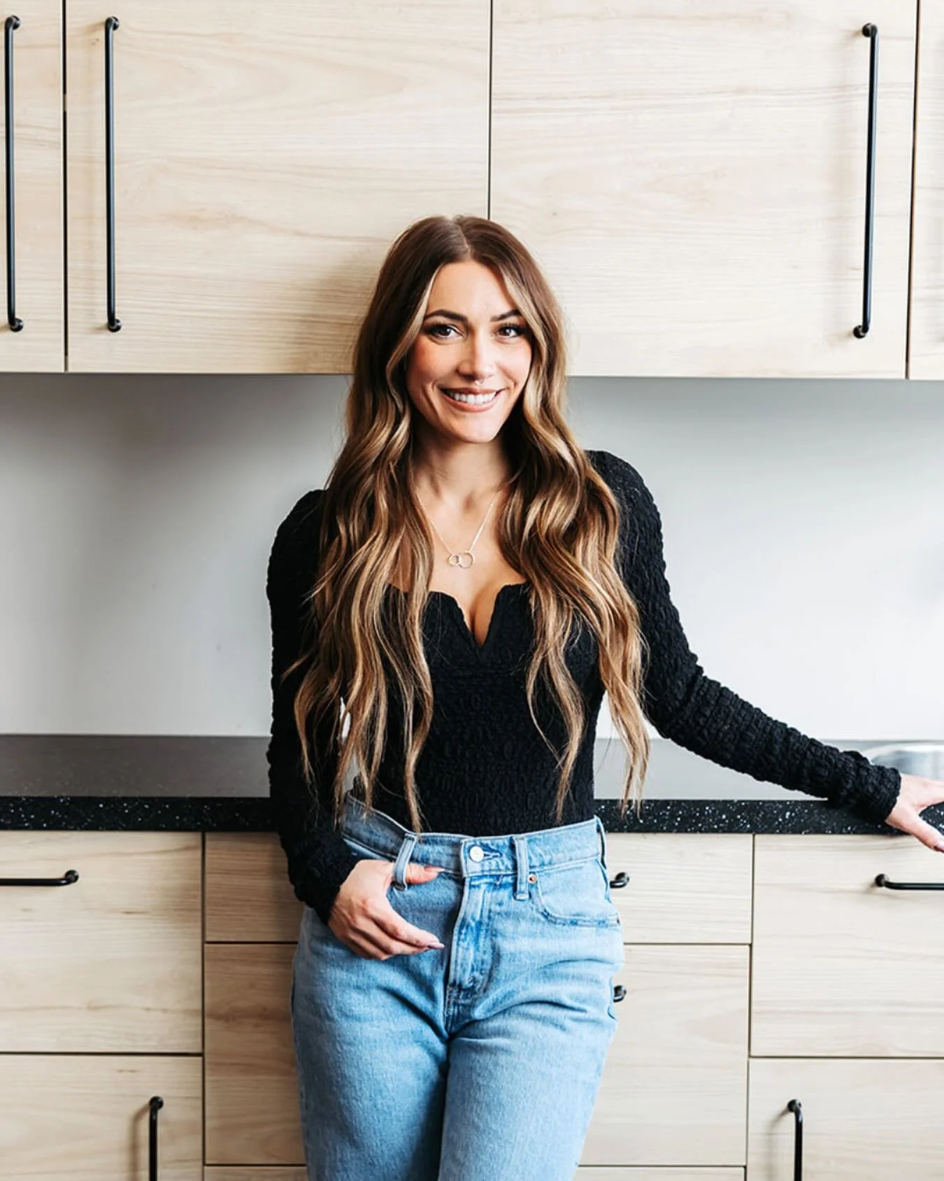 Hey, it&rsquo;s me! 🤗

I am just dropping in to remind you to book your summer appointments! Openings are filling up fast so don&rsquo;t wait. Dream summer hair is just a text away!

See you soon! 🫶

#perkbeautybar #twincitieshair #handtiedextensio