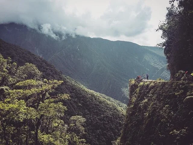 Death Road, Bolivia.
.
.
.
#adventuresofabbey #deathroadbolivia #bolivia #trappingtones #outside_project #wonderful_places #wildernesstones #weroambolivia #liveadventurously #theworldshotz #ourmoodydays #discovernature #VisualMobs #findyouradventure 