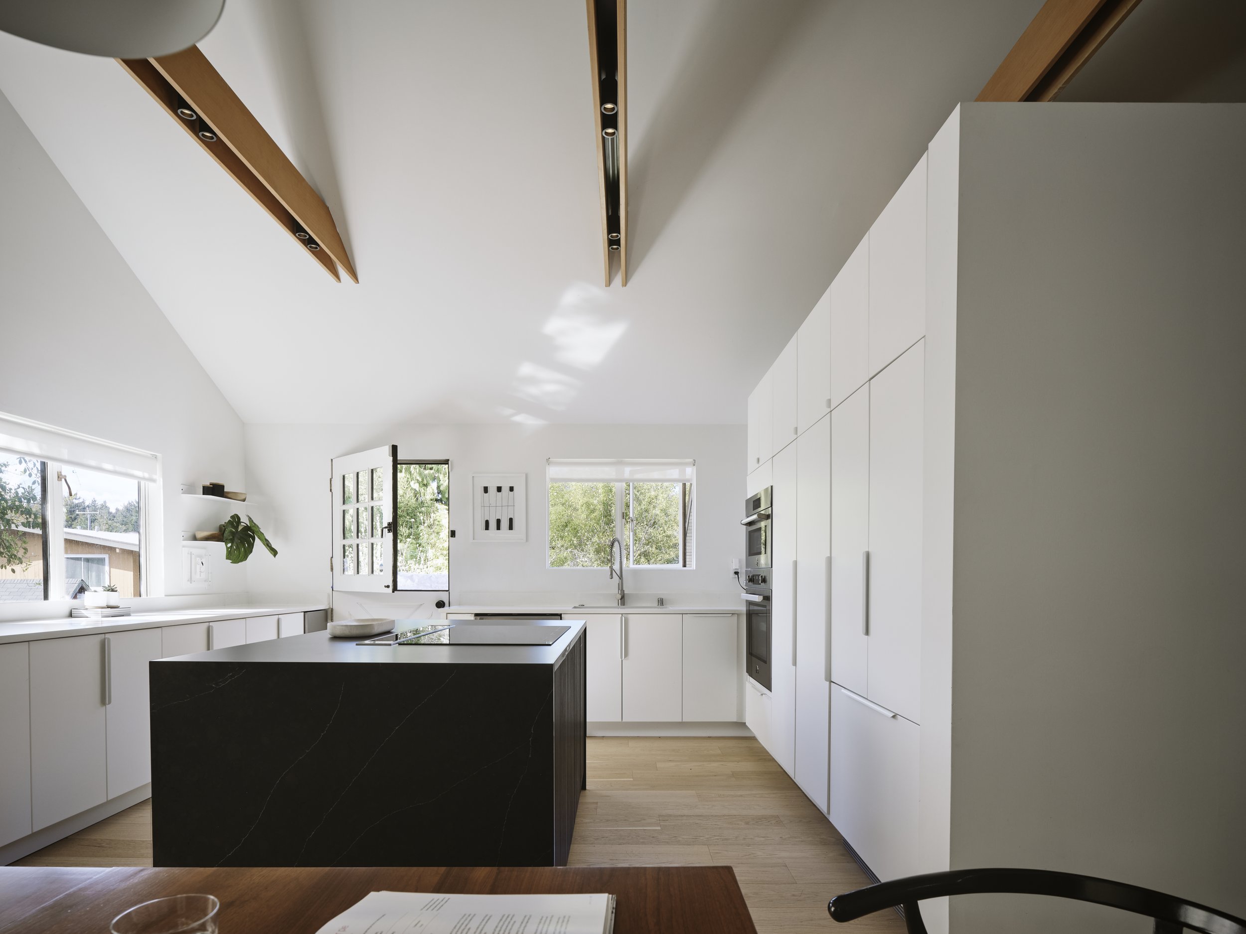 Leonid_Furmansky_Atelier_Reach_Architects_Seattle_Renovation_Web_ 31.jpg