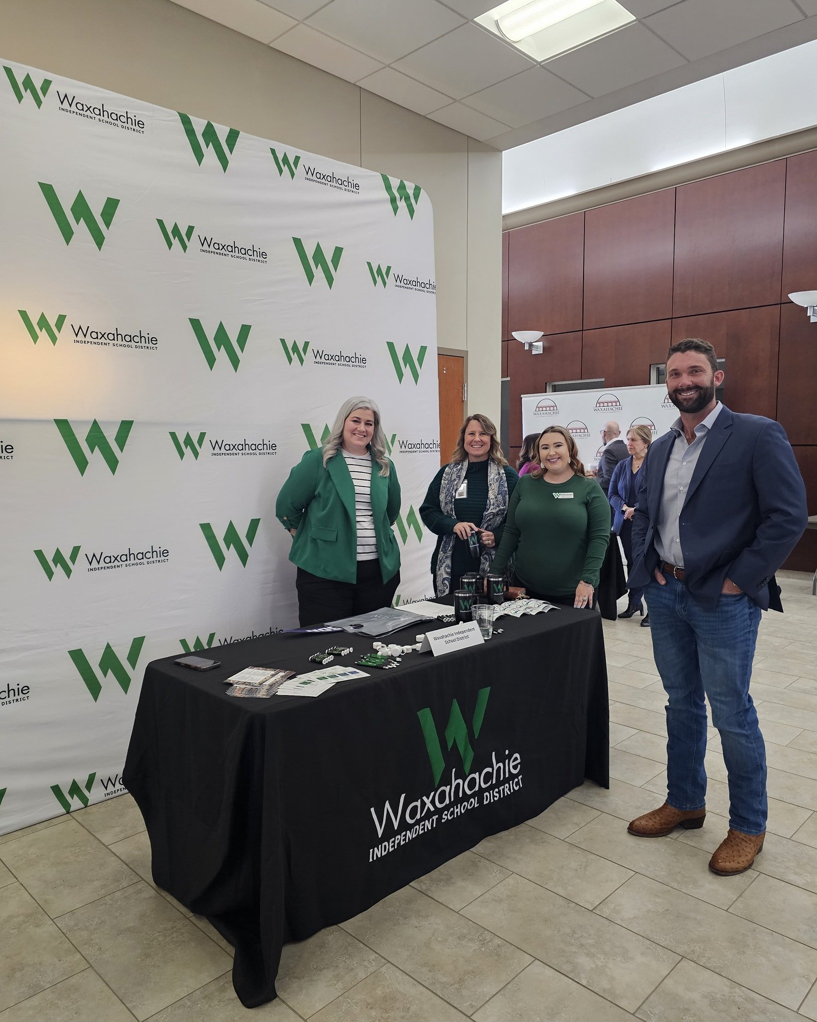 We loved attending Morning Brew Featuring Education this morning ☕📚

It was inspiring to connect with and celebrate the incredible education partners serving our community. Thank you to the Waxahachie Chamber for hosting such a meaningful event. We&