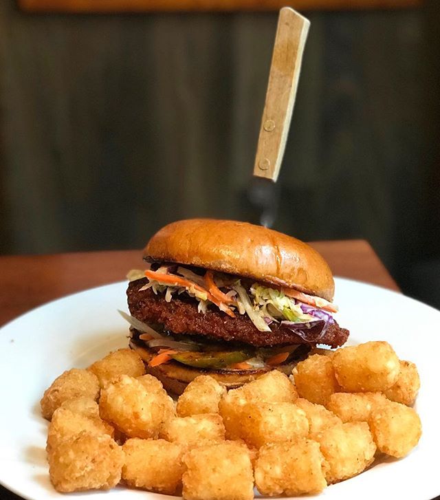 Three words - FRIED. CHICKEN. SANDWICH. 🤤 #lunchtime -
-
-
-
-
#chifood #chicagofoodauthority #friedchicken #chicagofood #chicagofoodporn #f52grams #foodphotography #foodpornshare #infatuationchi #chicagofoodmag #eeeeeats #yum #dinnertime #happyhour