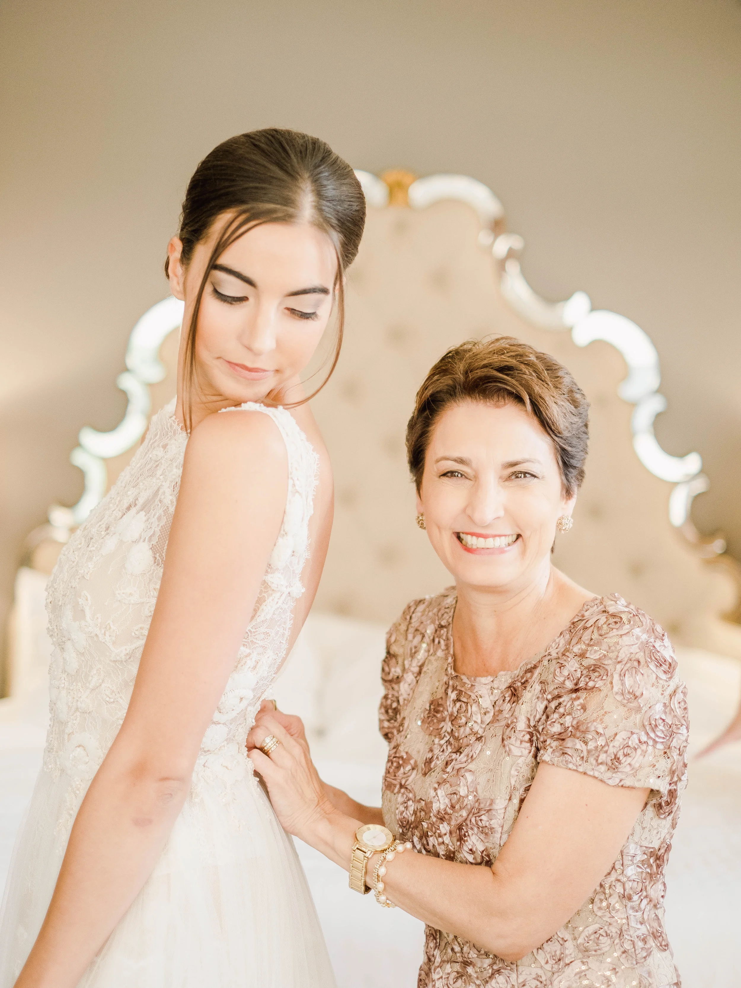 C&J _ Getting Ready -78.jpg