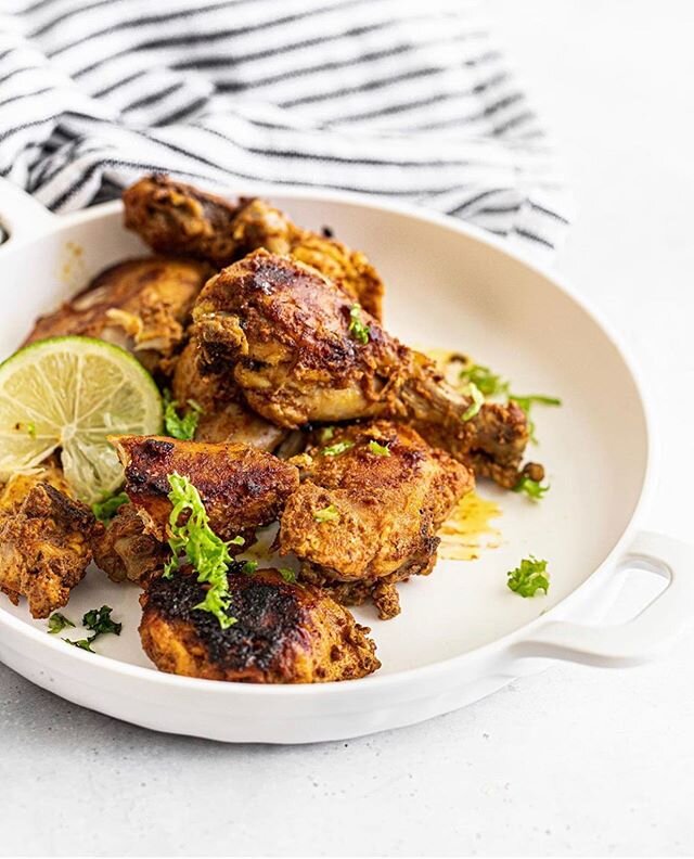 Have you seen my Easy tandoori style chicken recipe ? Link in the description above ! 
Tandoori-style stove top chicken recipe. On my website.

Super delicious and easy to make.

#homemade #tandoorichicken #srilankanfood #food52 #instafood #foodinsta