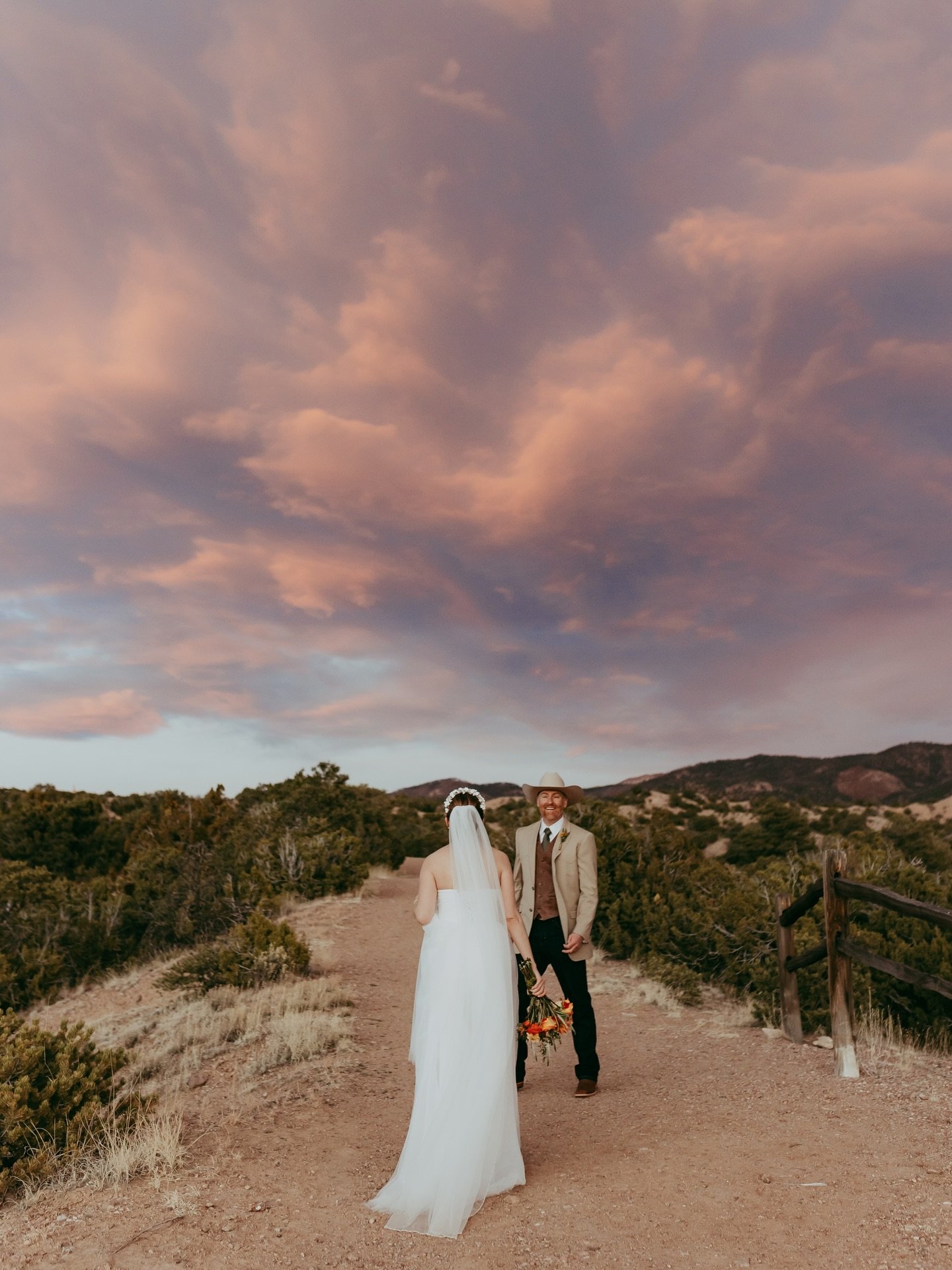 Hearts full, sky blushing&mdash;some moments are simply meant to be.
@fssantafe