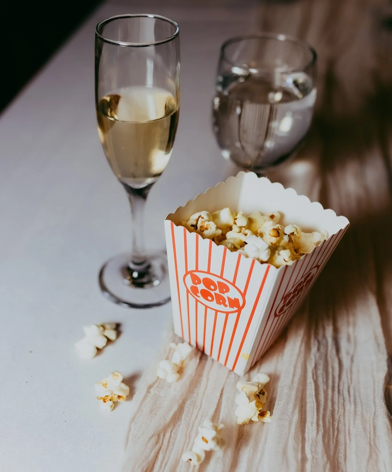 Popcorn 🍿 as midnight snack at your wedding 🙌🏼💯