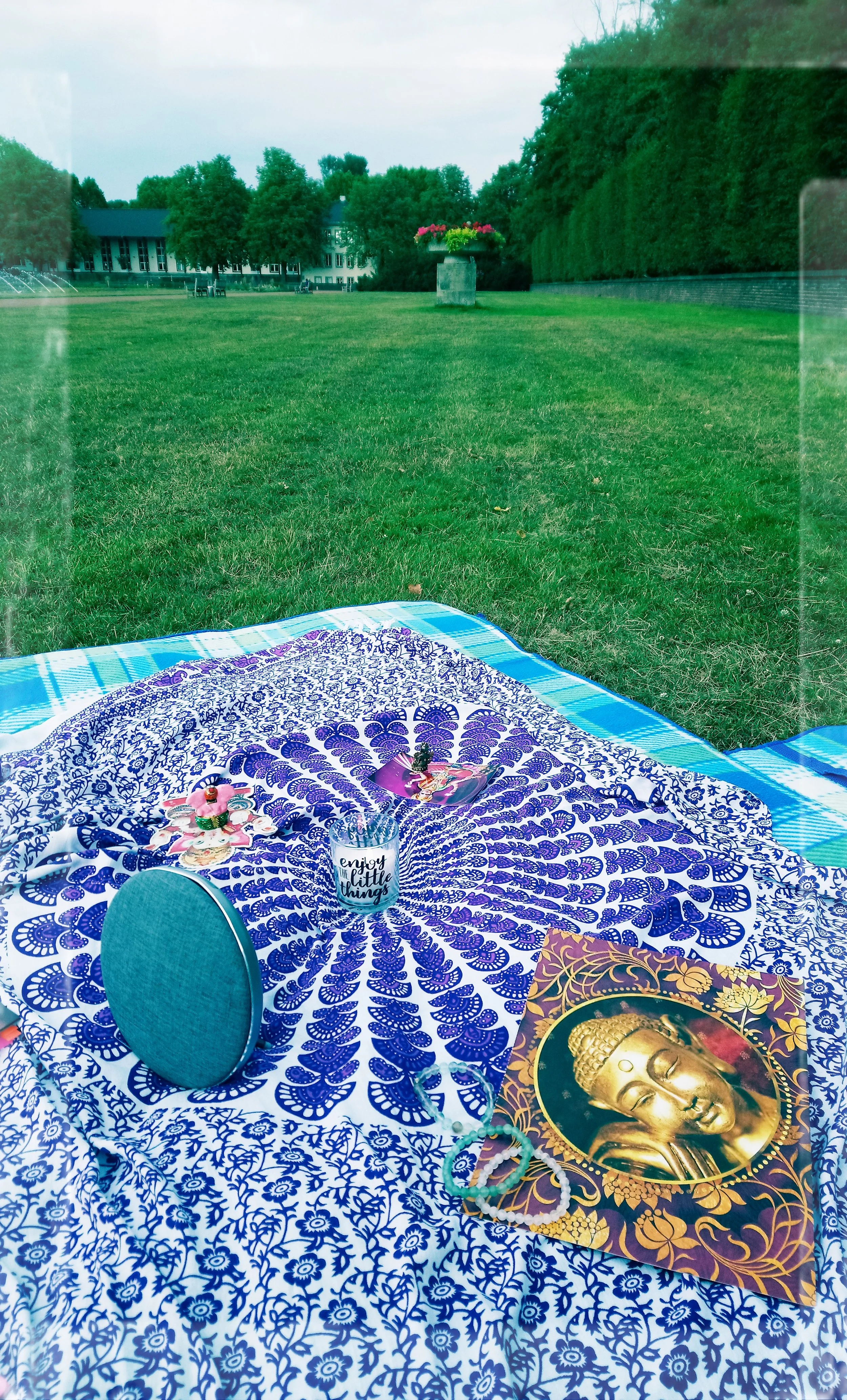 Dienstag, 21. Juni 2022 - 19:00 Uhr - Sommersonnenwende -  Tanze in den Sommer und erwecke Deine eigene göttliche Schöpferkraft - Meditationsabend draußen im Park