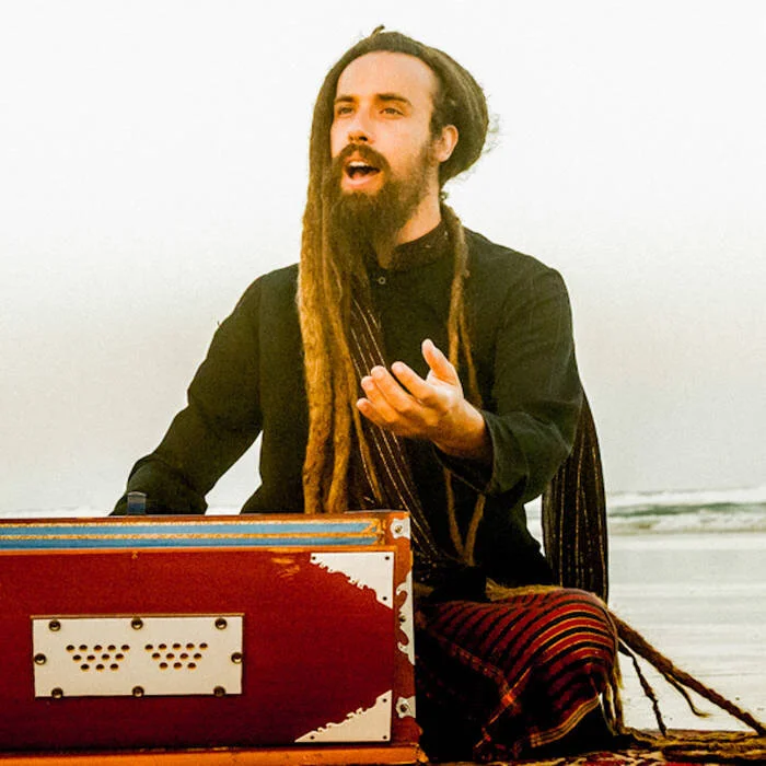 tahirqawwal.jpg