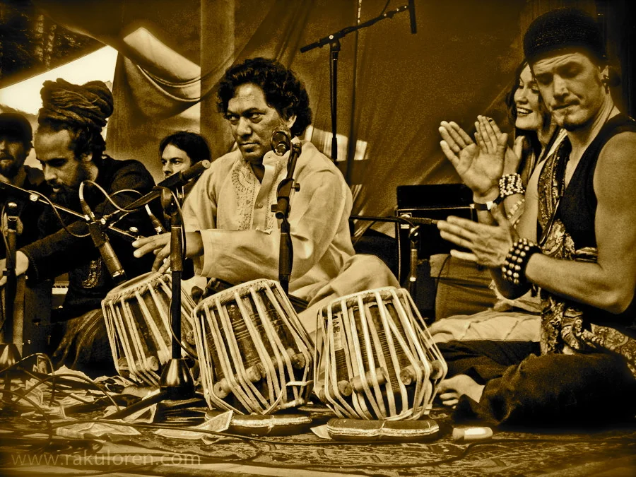 QAWWALI TOURS WITH DILDAR HUSSAIN IN THE WEST