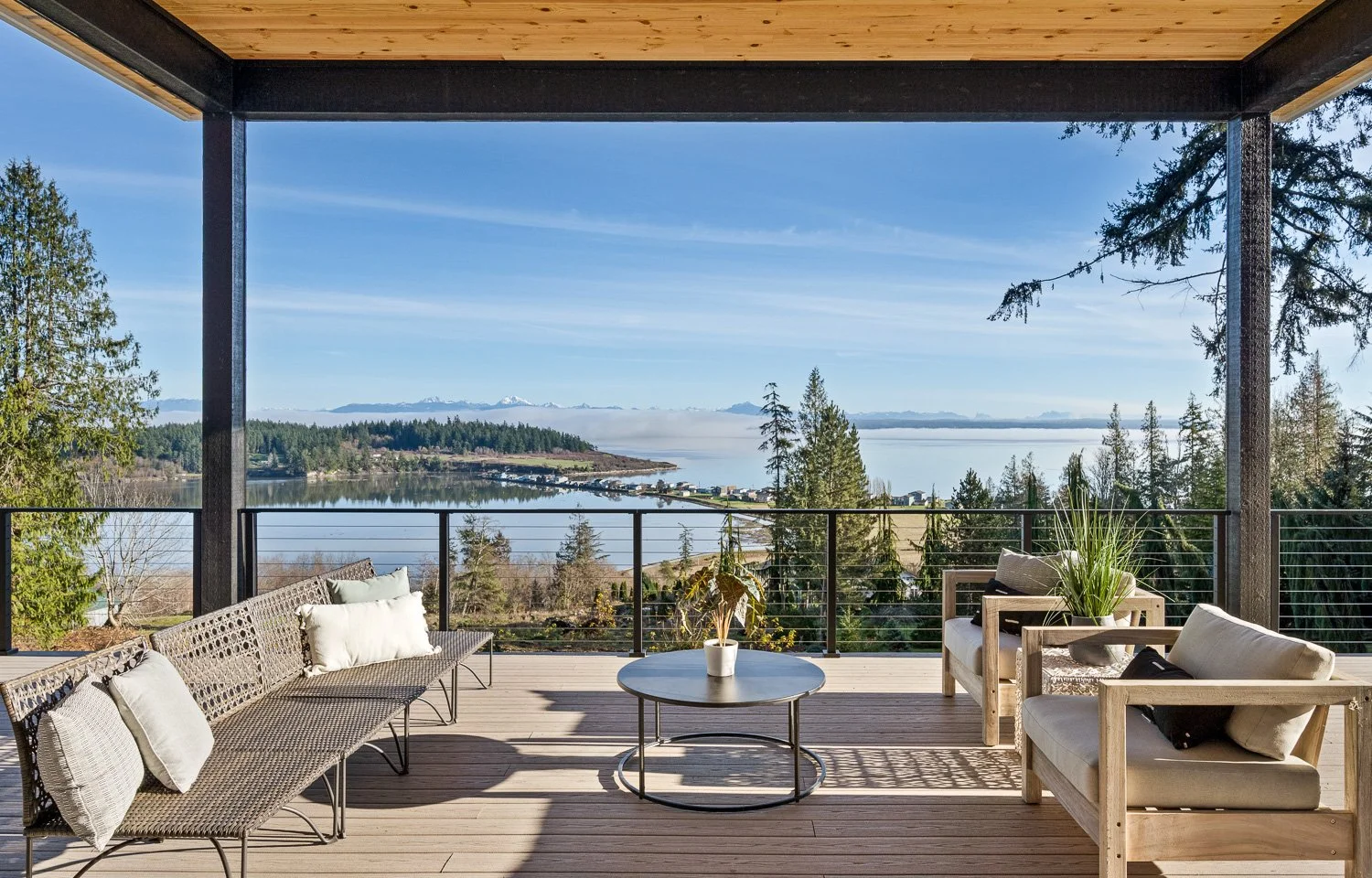 Camano Water View Deck - ENVISION HOME PHOTOS - Luxury Home Photographer