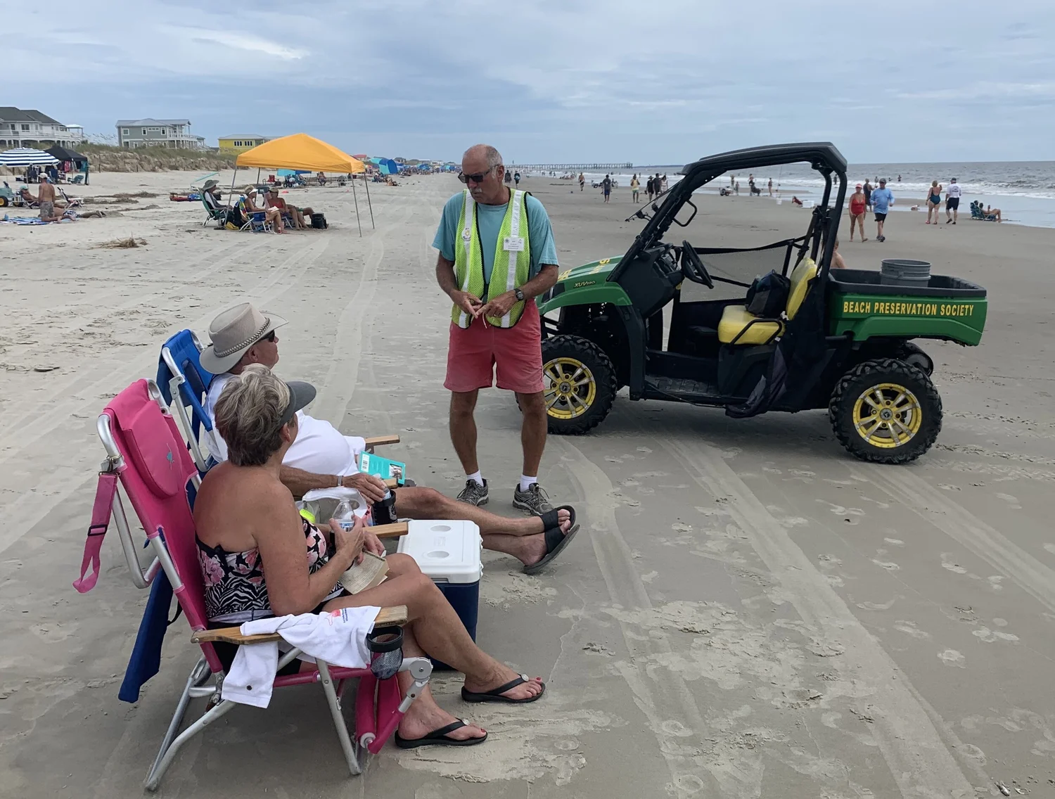 Are Dogs Allowed On Oak Island Beach