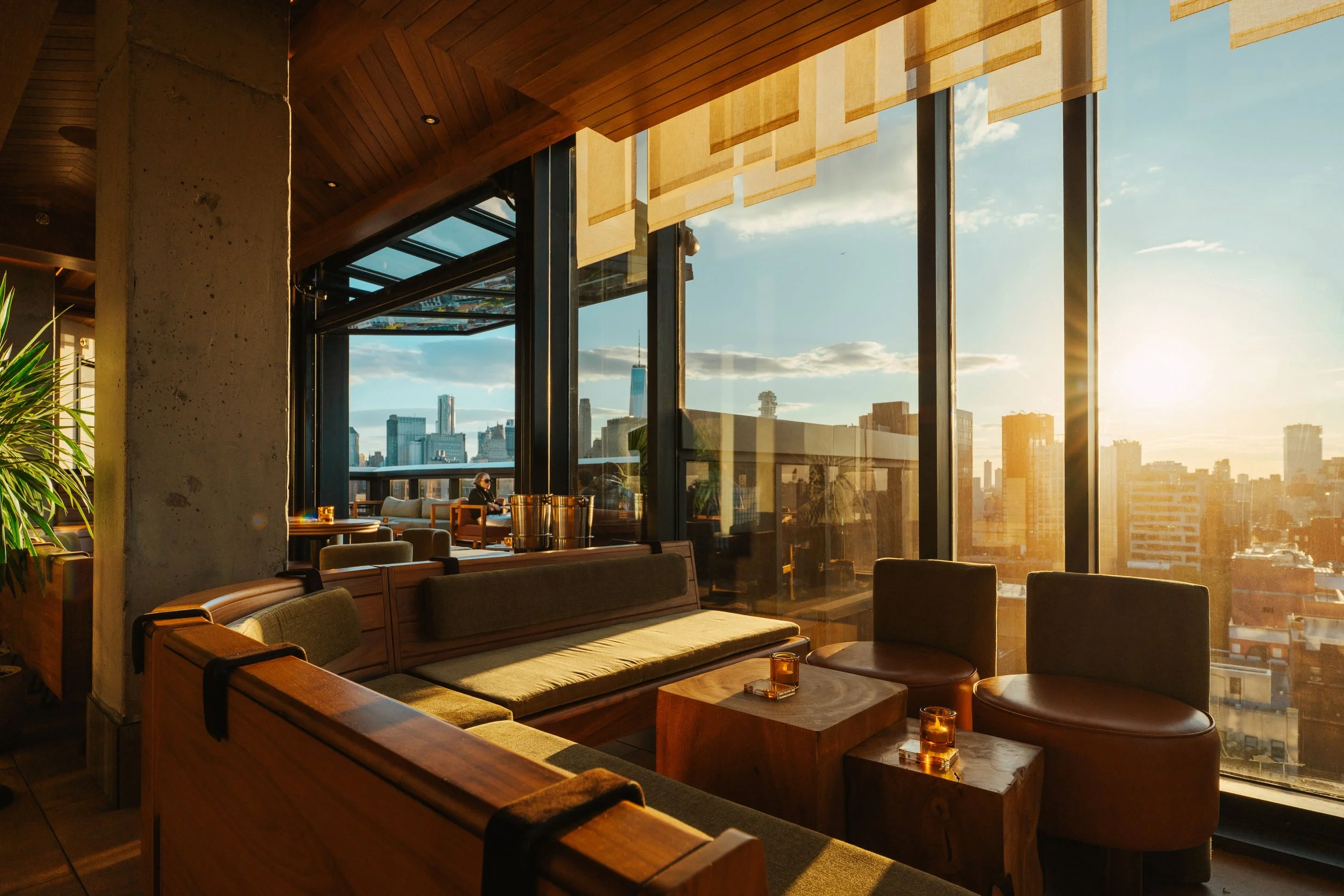 enjoy-skyline-views-at-daintree-rooftop-bar-08968.jpg
