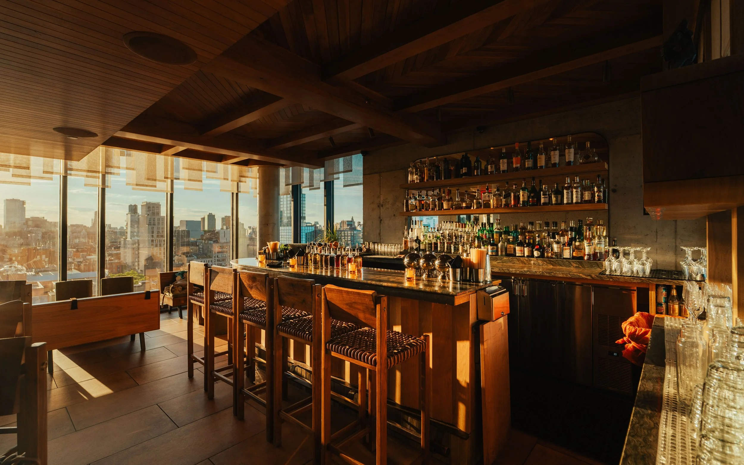 rooftop-bar-city-skyline-view-08958.jpg