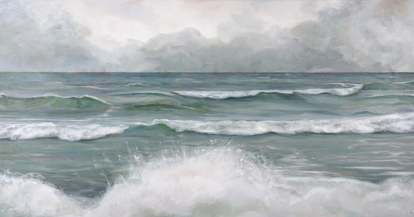 Moody, big water from Prince Edward County based artist Karole Marois.

Squally Weather
36&rdquo; x 72&rdquo;
Acrylic on canvas

#princeedwardcounty #karolemarois #brittongallery #thegreatlakes #pecartscouncil #muskokaartgallery #lakeontario #cressyl