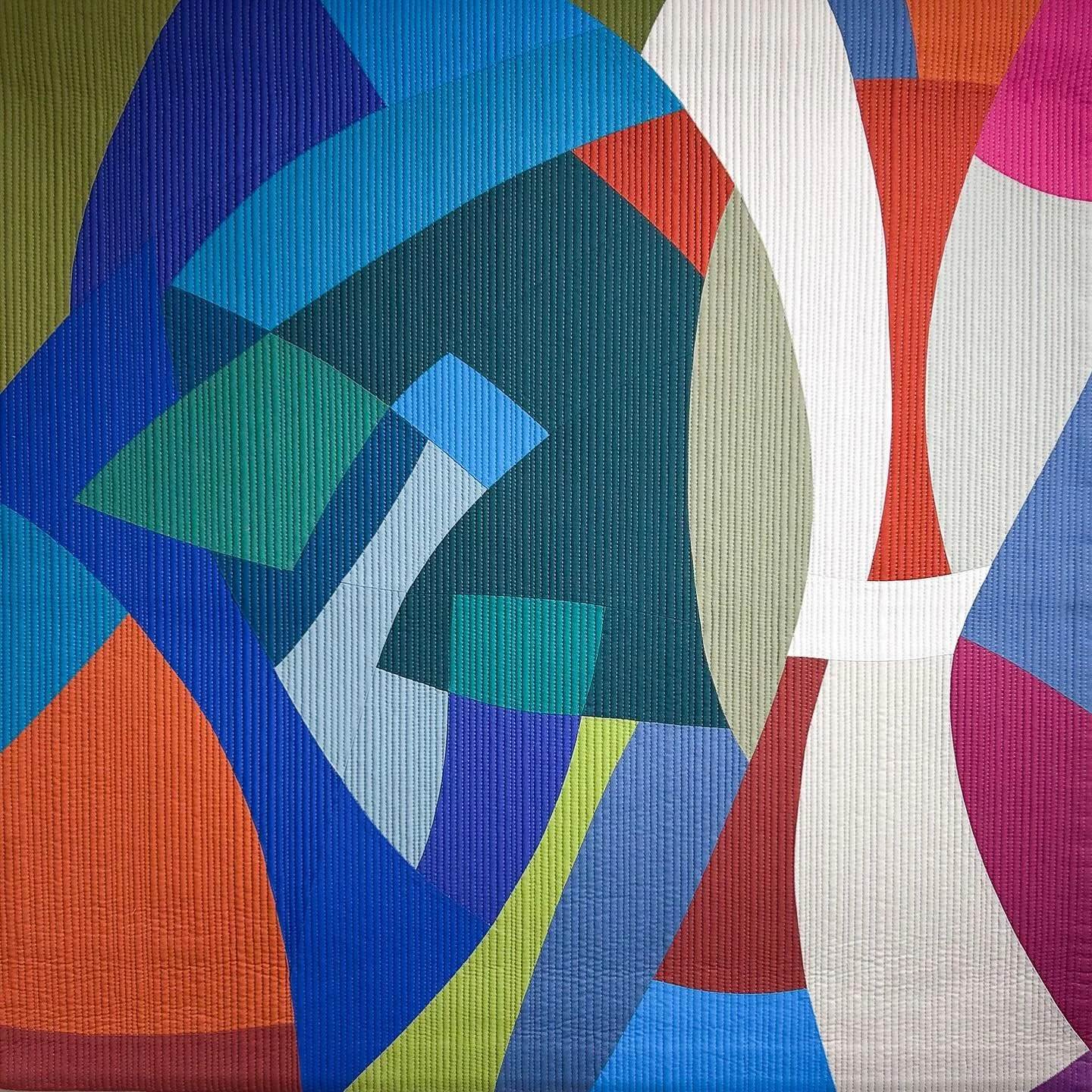 Another exquisite art quilt by Dale Tomlinson bringing a hit of colour to the gallery!

Connection #1
cotton art quilt 
32.5&rdquo; x 32.5&rdquo;
@artcolourquilts 

Second image also features the work of the following artists: @marilyngoslinartist @j