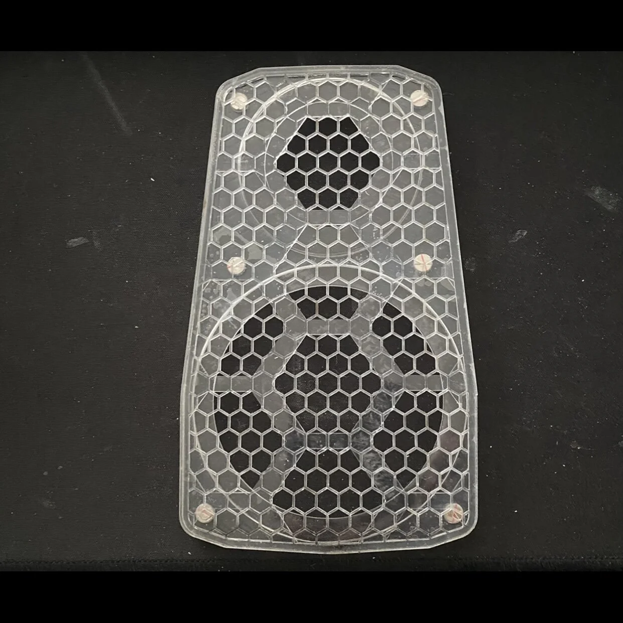 20421690-9248-4E2F-A0E8-0C82A93C2681