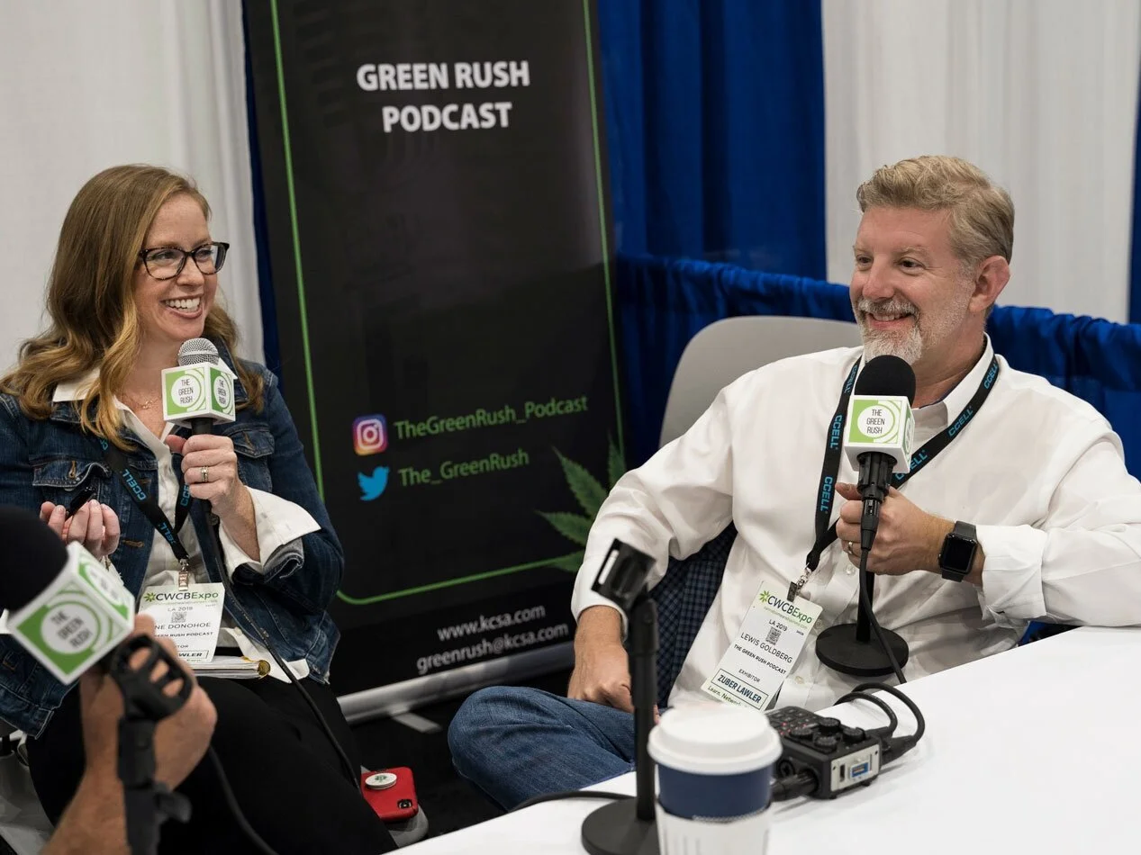 GreenRushHosts_3Web_DSC00014.jpg