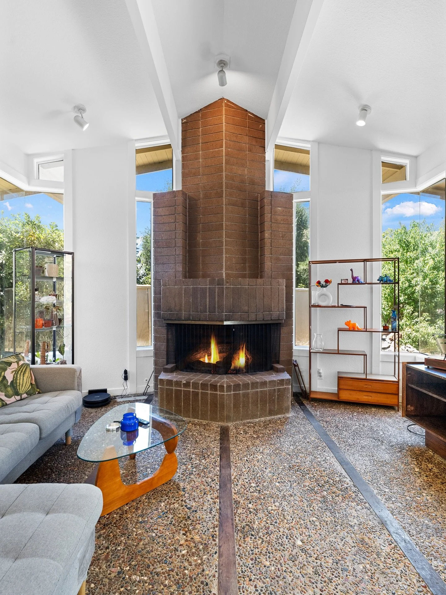 For Sale: Architecture lovers, this one&rsquo;s for you! Japanese-inspired MCM gem by Alan Oshima - complete with koi pond, horigotatsu style dining table, repeated polygon angles, clean lines, tons of glass, soaring ceilings &amp; a dreamy pool. Bon