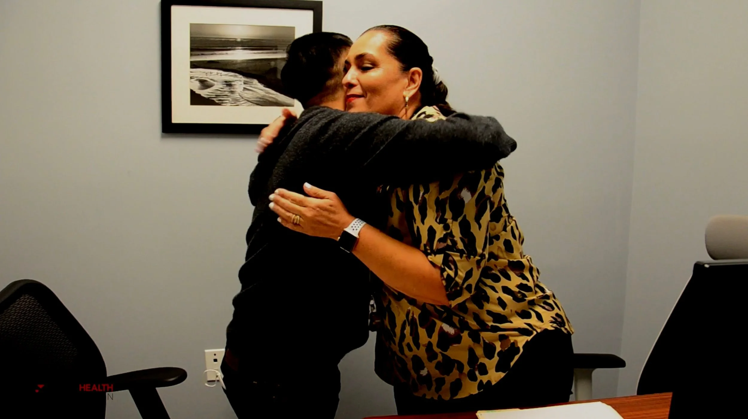 Virginia+hugging+a+patient+at+9201.jpg