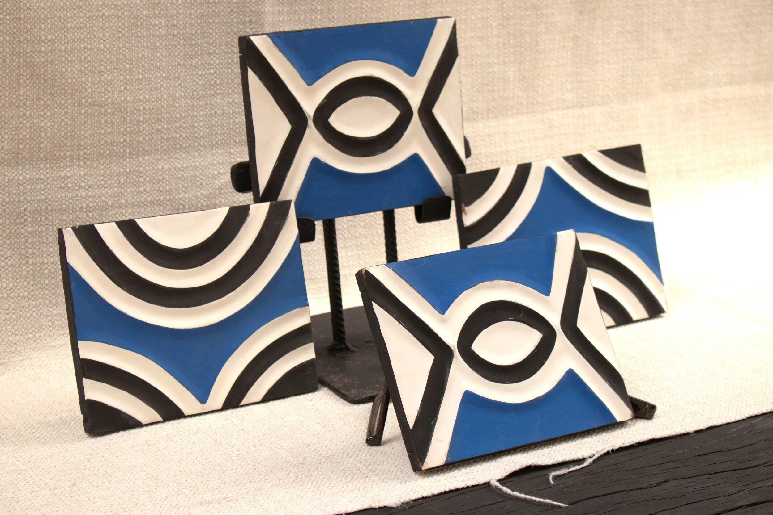4+blue+and+white+set.jpg