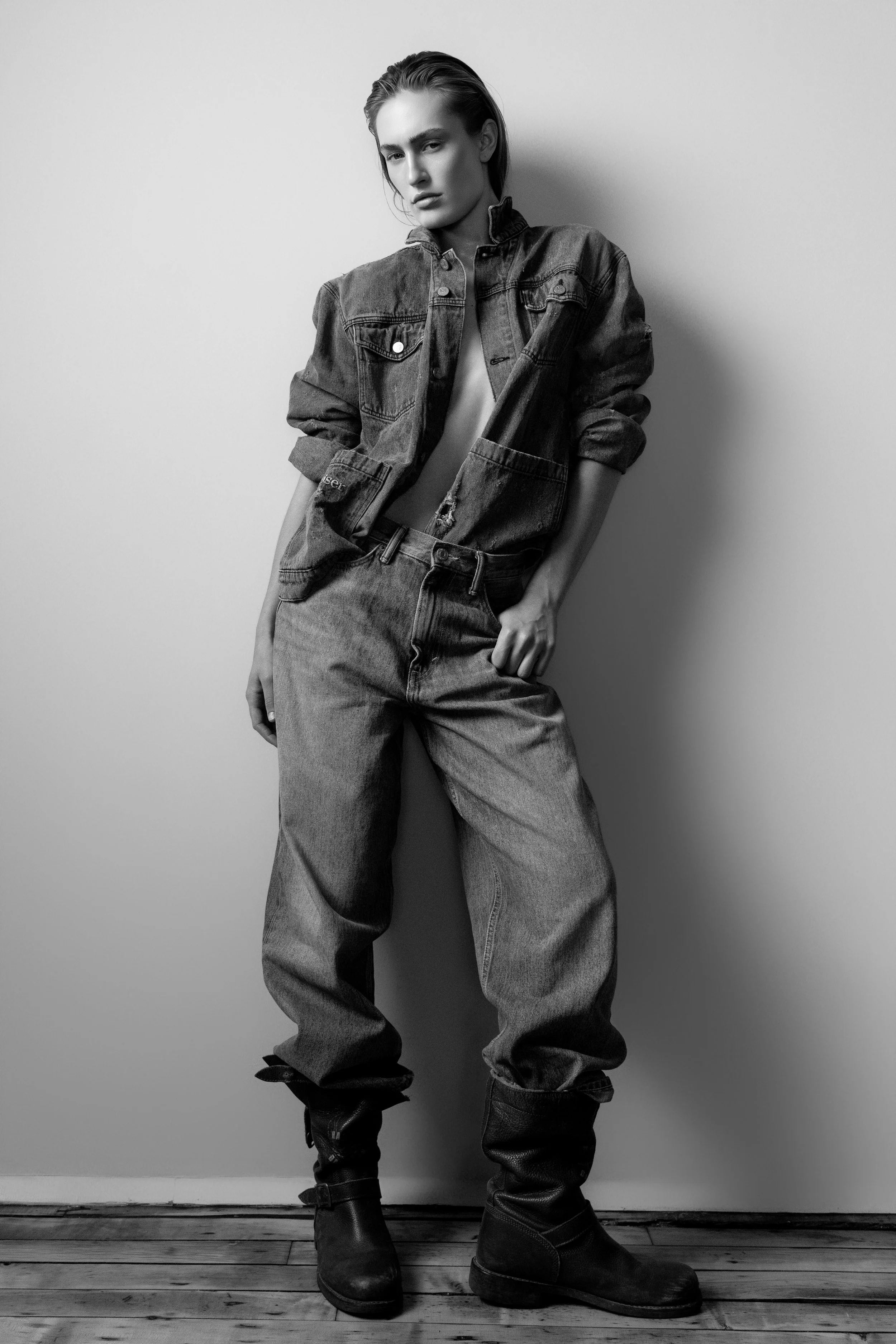 ADRIEN KING X DAISY @M&I (BW)-4.jpg
